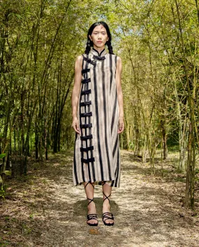 Cheongsam Tugu (Black Stripe Linen)