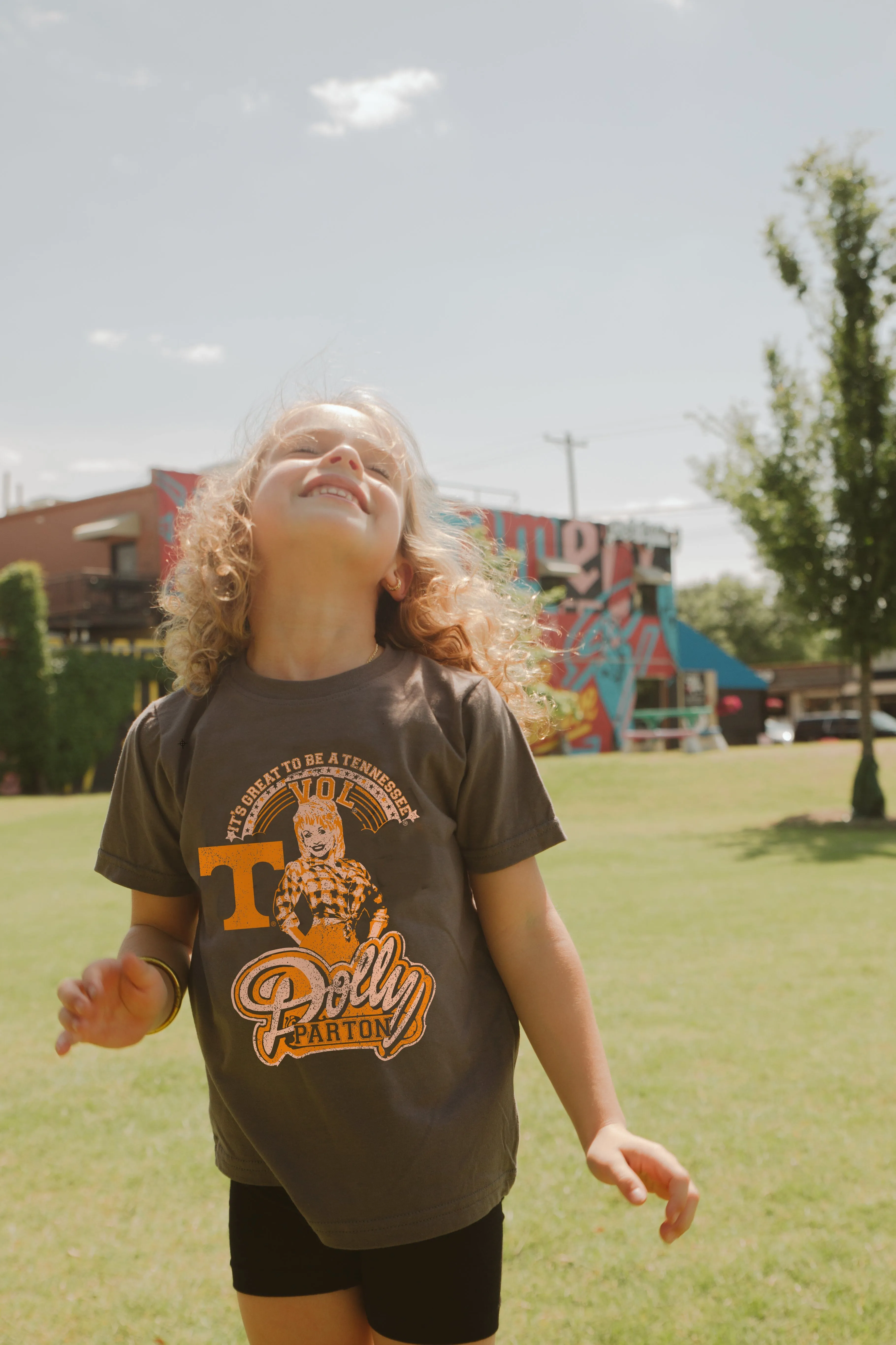 Children's Dolly Parton Great To Be a Tennessee Vol Charcoal Tee