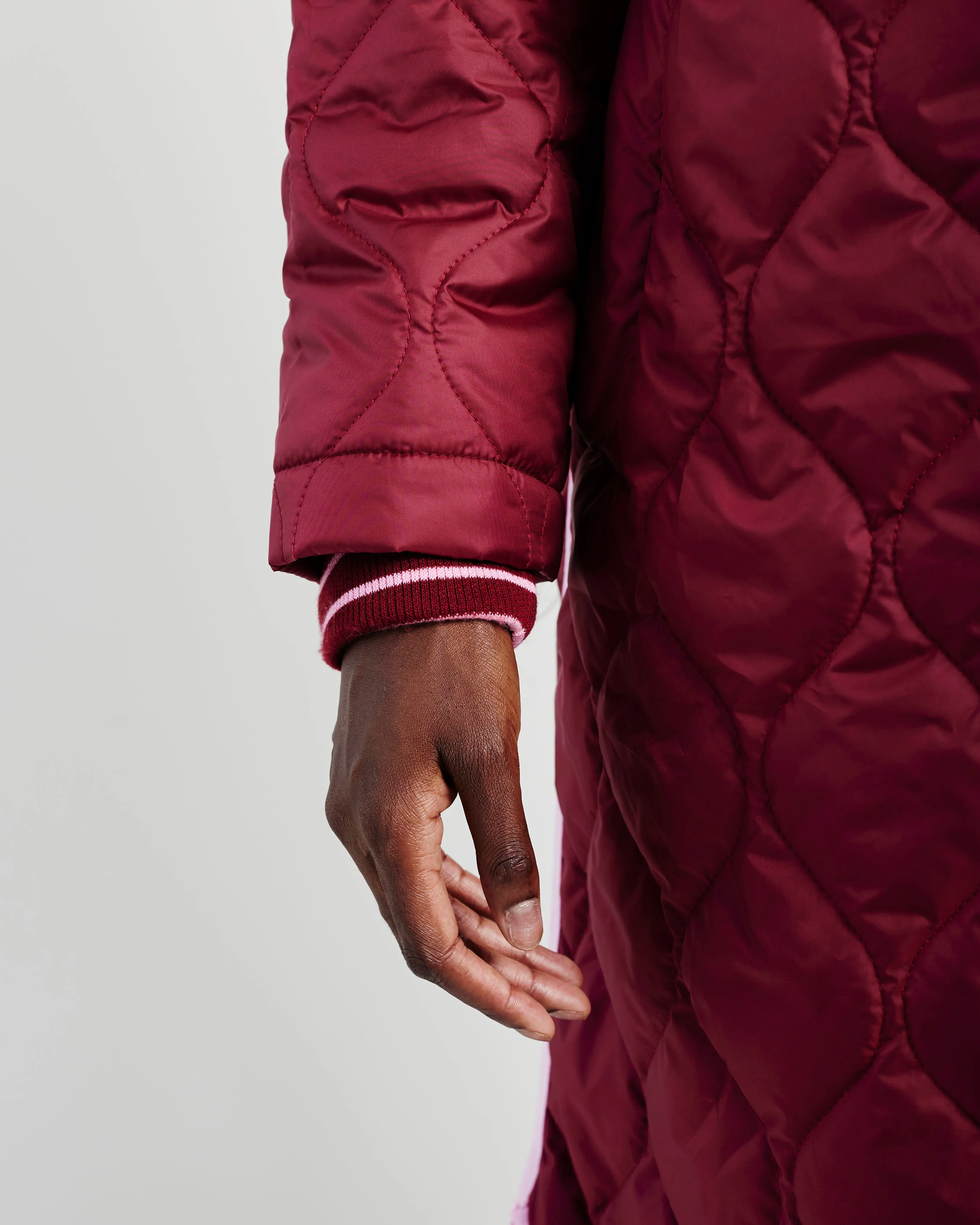 Maxi Puffer Zip Off Sleeves in Burgundy/Pink