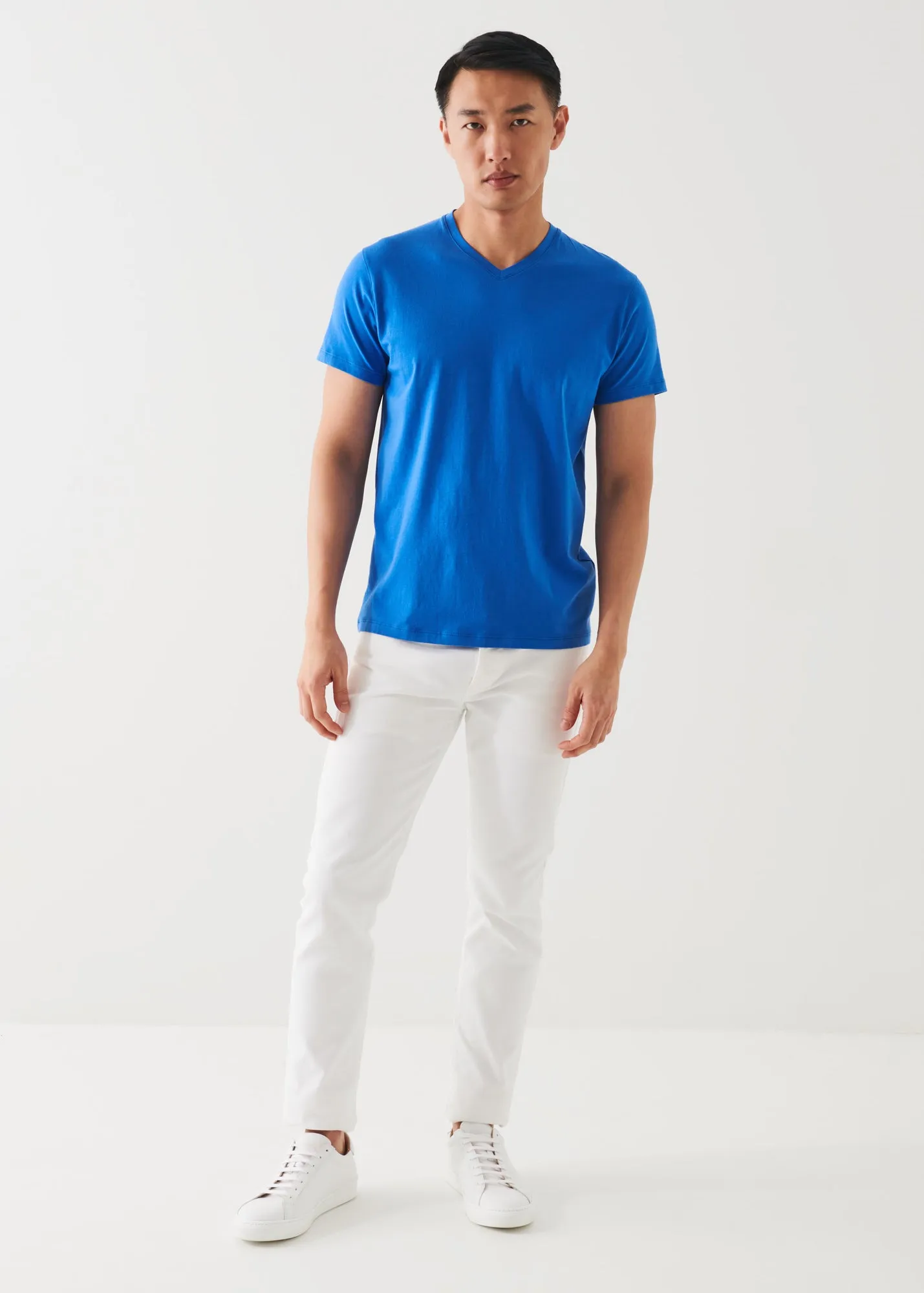 PIMA COTTON STRETCH V-NECK T-SHIRT