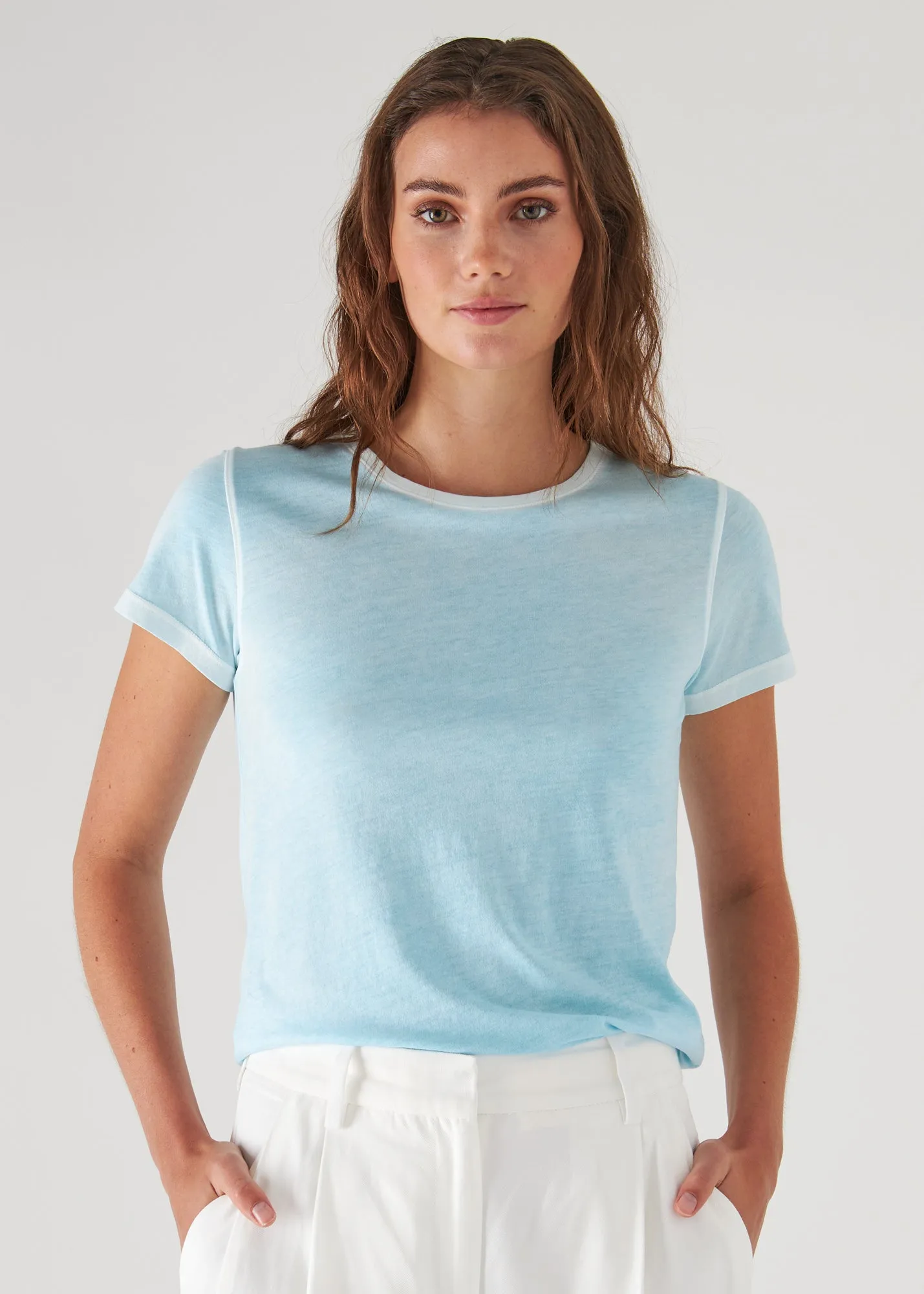 REVERSE SPRAY LIGHTWEIGHT PIMA COTTON T-SHIRT