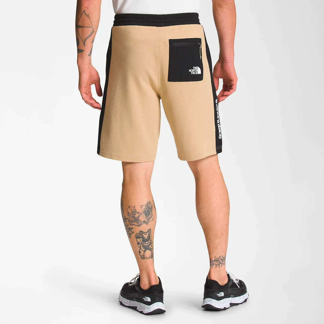 TECH SHORT KHAKI STONE